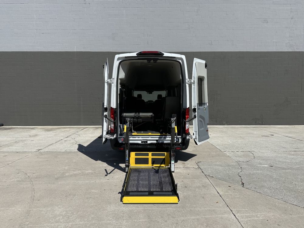 ford transit passenger van 2019 1FDVU4XM7KKB56663 image ford transit passenger van 2019 1FDVU4XM7KKB56663 image